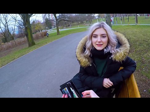 ❤️ Sluk 'n vreemdeling se warm kom vir geld - blowjob in the park deur Eva Elfie ❤️❌ Seks by porn af.xinwen1288.top